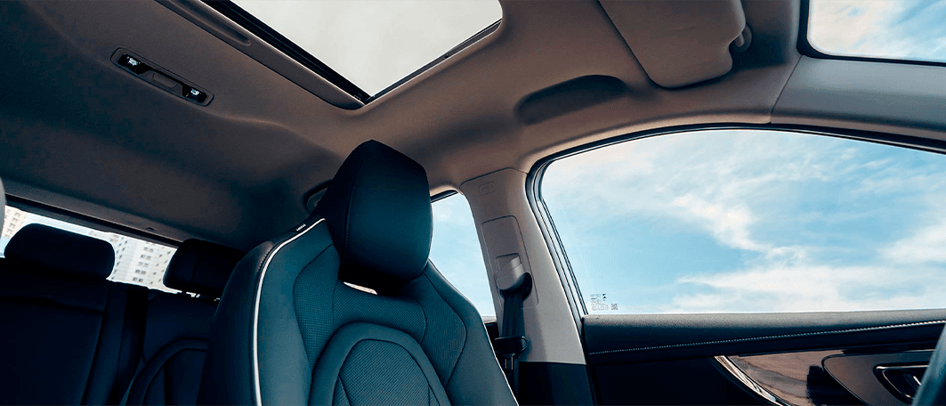 Teto solar com acionamento elétrico